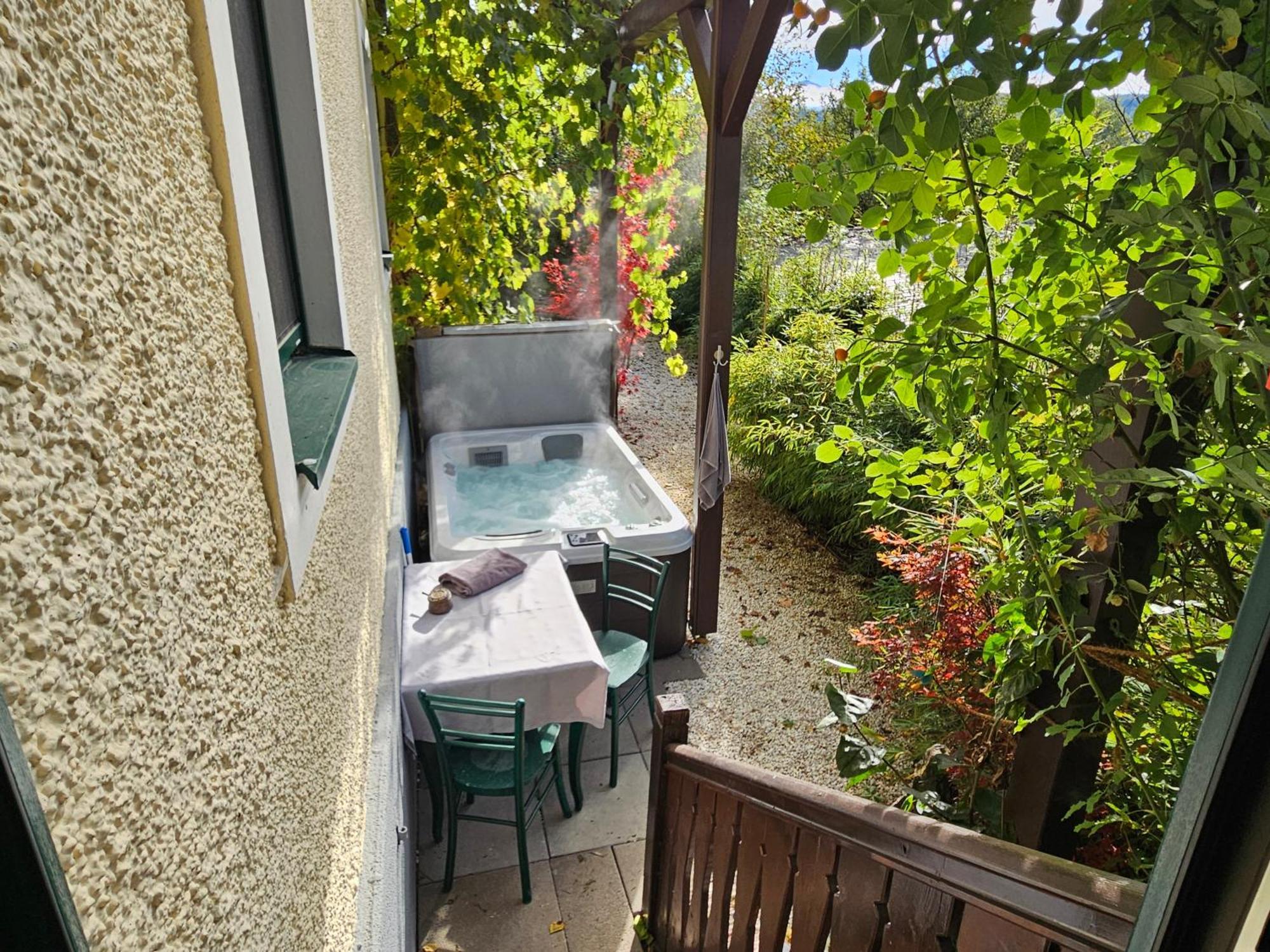 Premium Apartment Mit Privatem Whirlpool, Sauna, Garten Sankt Martin am Grimming Ngoại thất bức ảnh